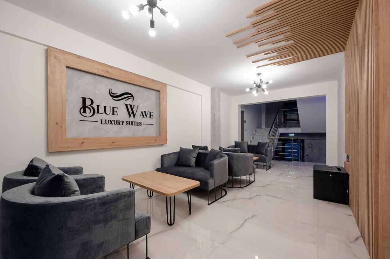Blue Wave Luxury Suites Nea Iraklitsa Εξωτερικό φωτογραφία