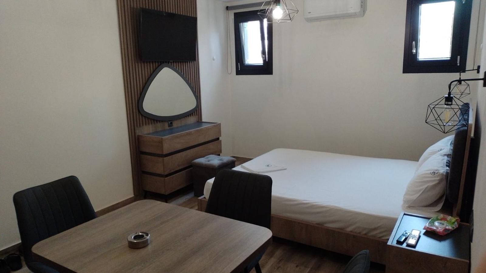 Blue Wave Luxury Suites Nea Iraklitsa Δωμάτιο φωτογραφία